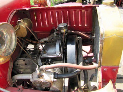 1907 Maxwell Model RS engine 1907 Maxwell Model RS engine