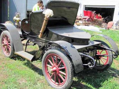 1908 Cadillac Model S rear view 1908 Cadillac Model S rear view
