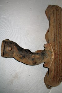 exhaust manifold front side exhaust manifold front side