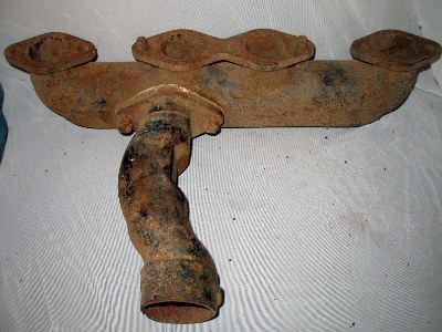 exhaust manifold back side exhaust manifold back side