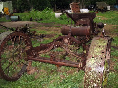 rear view of 1919 Ford tractor conversion kit rear view of 1919 Ford tractor conversion kit